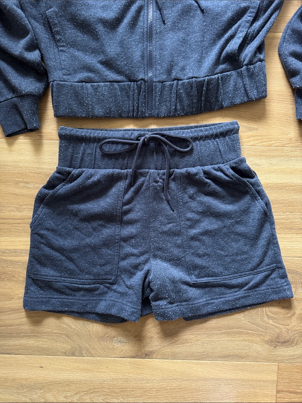 Lou & Grey Matching Set - Picture 2 of 10